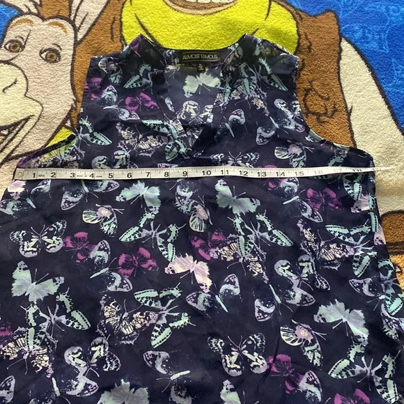 Almost famous butterfly top - Picture 5 of 7